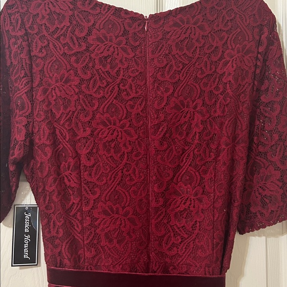 Jessica Howard Short Sleeve V-Neck Lace Dress.     New With Tags - Picture 4 of 8